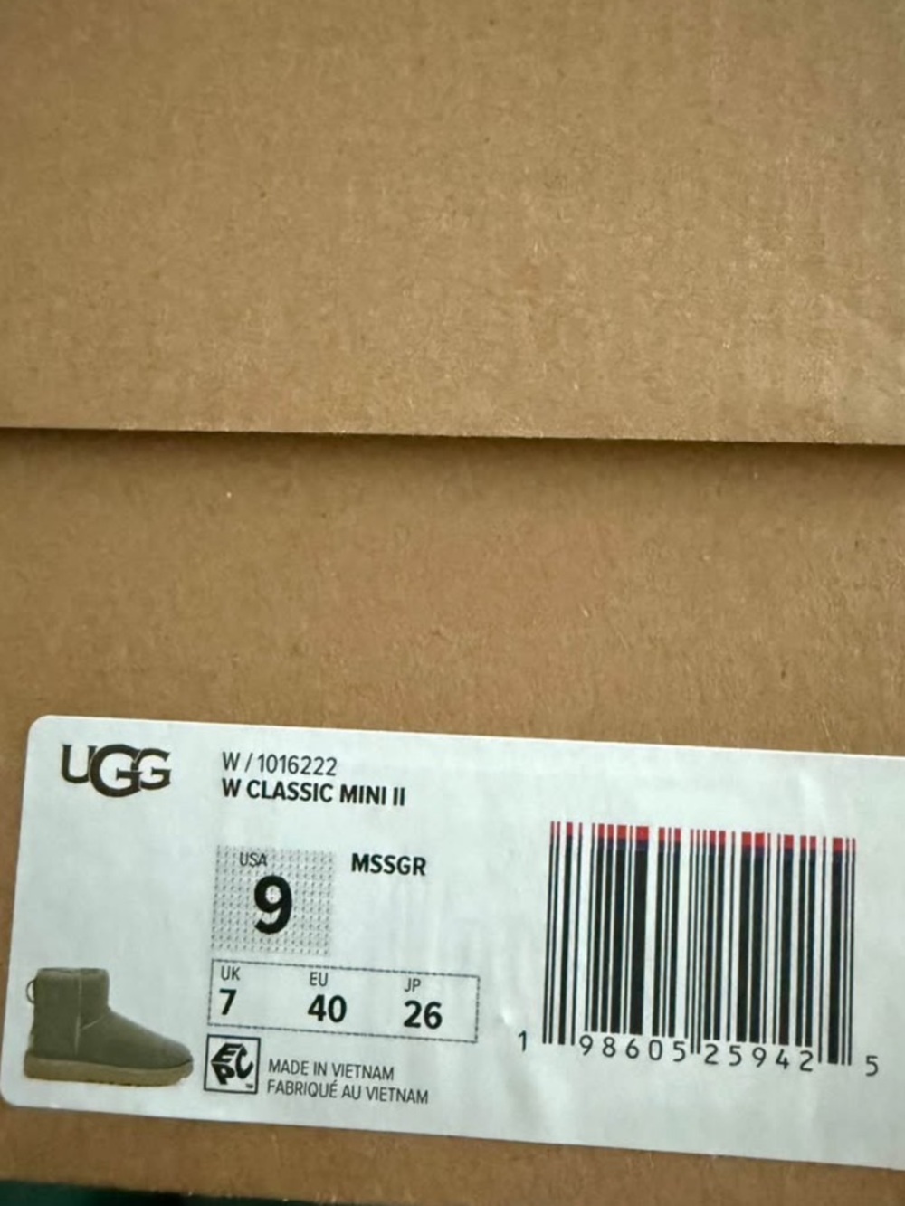 Ugg mini - Picture 3 of 4